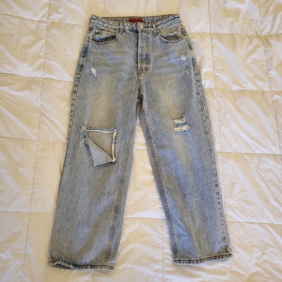Signature 8 Distressed Jeans - Picture 1 of 3